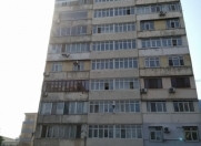 Satılır 4 otaqlı 105 m2 köhnə tikili 8 mkr