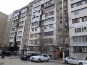 Satılır 4 otaqlı 110 m2 köhnə tikili Elmlər Akademiyası m.
