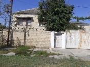 Satılır 4 otaqlı 400 m2 həyət evi Yevlax