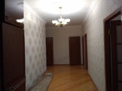 Satılır 3 otaqlı 126 m2 yeni tikili 8 km