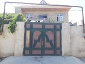 Satılır 6 otaqlı 220 m2 həyət evi Əhmədli