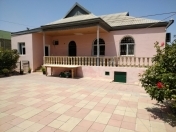 Satılır 4 otaqlı 120 m2 həyət evi Saray