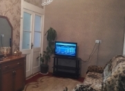 Satılır 4 otaqlı 120 m2 köhnə tikili Gəncə