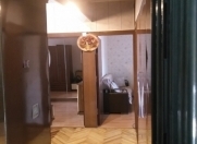 Satılır 4 otaqlı 100 m2 köhnə tikili Xalqlar Dostluğu m.