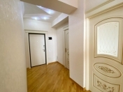 Satılır 2 otaqlı 67 m2 yeni tikili Qara Qarayev m.