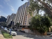 Satılır 3 otaqlı 156 m2 yeni tikili Gənclik m.