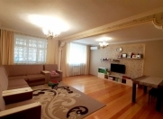 Satılır 5 otaqlı 116 m2 köhnə tikili Həzi Aslanov