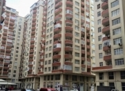 Satılır 3 otaqlı 140 m2 yeni tikili Nizami m.