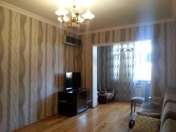 Satılır 3 otaqlı 80 m2 köhnə tikili Əhmədli