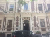 Satılır 3 otaqlı 110 m2 köhnə tikili Nizami m.