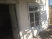 Satılır 3 otaqlı 3200 m2 bağ evi Türkan