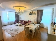 Satılır 3 otaqlı 150 m2 yeni tikili Azadlıq prospekti m.