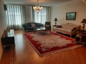 Satılır 4 otaqlı 225 m2 yeni tikili Nizami m.