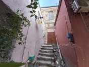 Satılır 2 otaqlı 53 m2 köhnə tikili Zabrat 1