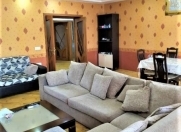 Satılır 4 otaqlı 100 m2 köhnə tikili Moskva univermağı