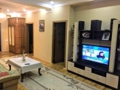 Satılır 3 otaqlı 130 m2 yeni tikili 20 yanvar m.