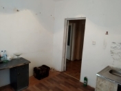 İcarəyə verilir 4 otaqlı 85 m2 yeni tikili 8 km
