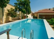 İcarəyə verilir 4 otaqlı 8000 m2 bağ evi Mərdəkan