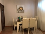 Satılır 1 otaqlı 42 m2 köhnə tikili 9 mkr