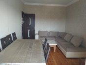 Satılır 4 otaqlı 102 m2 köhnə tikili Qara Qarayev m.