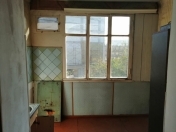 Satılır 1 otaqlı 40 m2 köhnə tikili Kooperasiya Universiteti