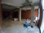 Satılır 4 otaqlı 91 m2 ofis Elmlər Akademiyası m.