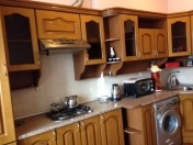 İcarəyə verilir 2 otaqlı 80 m2 yeni tikili Ayna Sultanova heykəli