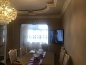 Satılır 4 otaqlı 100 m2 köhnə tikili Qaraçuxur