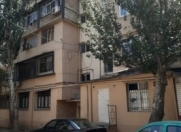 Satılır 1 otaqlı 38 m2 köhnə tikili İnşaatçılar m.