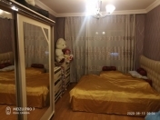 Satılır 2 otaqlı 65 m2 köhnə tikili 6 mkr