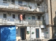 Satılır 1 otaqlı 30 m2 köhnə tikili Elmlər Akademiyası m.