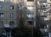 Satılır 3 otaqlı 98 m2 köhnə tikili Heydər Məscidi
