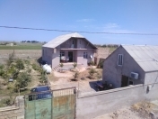 Satılır 4 otaqlı 600 m2 bağ evi Türkan