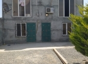Satılır 6 otaqlı 300 m2 həyət evi Binə
