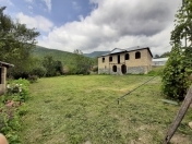 Satılır 9 otaqlı 448 m2 həyət evi Oğuz