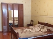 İcarəyə verilir 3 otaqlı 50 m2 köhnə tikili Sahil m.