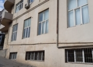 Satılır 6 otaqlı 125 m2 obyekt İnşaatçılar m.