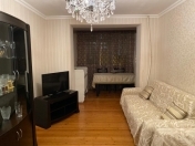 İcarəyə verilir 2 otaqlı 50 m2 köhnə tikili Elmlər Akademiyası m.