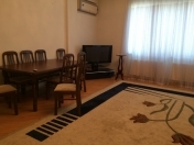 İcarəyə verilir 4 otaqlı 160 m2 yeni tikili Abu Arena