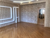 Satılır 3 otaqlı 140 m2 yeni tikili Nizami m.