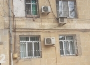 Satılır 4 otaqlı 77 m2 köhnə tikili Xırdalan