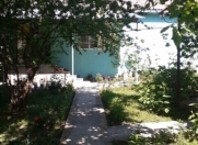 İcarəyə verilir 4 otaqlı 100 m2 həyət evi Qəbələ