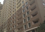 Satılır 1 otaqlı 60 m2 yeni tikili İnşaatçılar m.