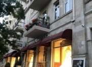 Satılır 2 otaqlı 70 m2 köhnə tikili 28 May m.