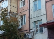 Satılır 2 otaqlı 50 m2 köhnə tikili 3 mkr