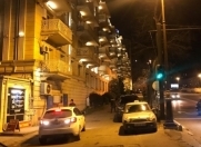 İcarəyə verilir 2 otaqlı 65 m2 köhnə tikili Hüseyn Cavid parkı