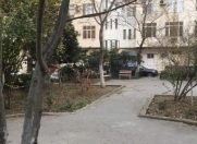 Satılır 8 otaqlı 300 m2 yeni tikili Nizami m.