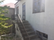 Satılır 5 otaqlı 180 m2 həyət evi Qaraçuxur