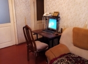 Satılır 2 otaqlı 40 m2 köhnə tikili Moskva univermağı