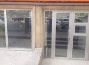 İcarəyə verilir 2 otaqlı 150 m2 obyekt Şah İsmayıl Xətai m.